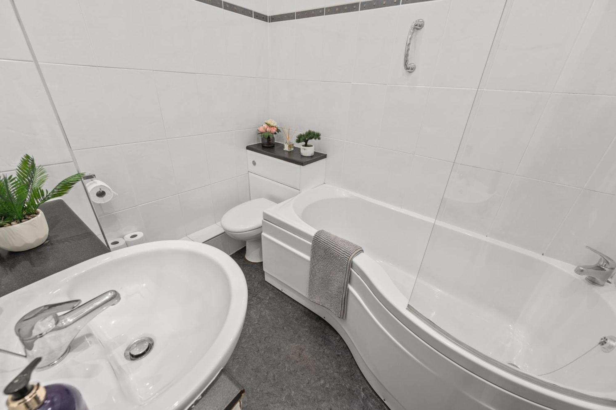 Panoramic Sea Views - Stunning 3Bd Apt & Balcony Oban Exterior photo